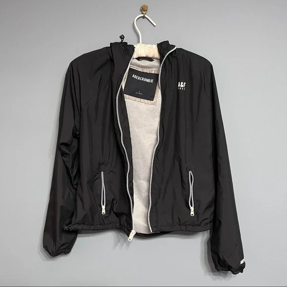 Abercrombie & Fitch Black Lightweight Hooded Windbreaker Jacket - Picture 1 of 7